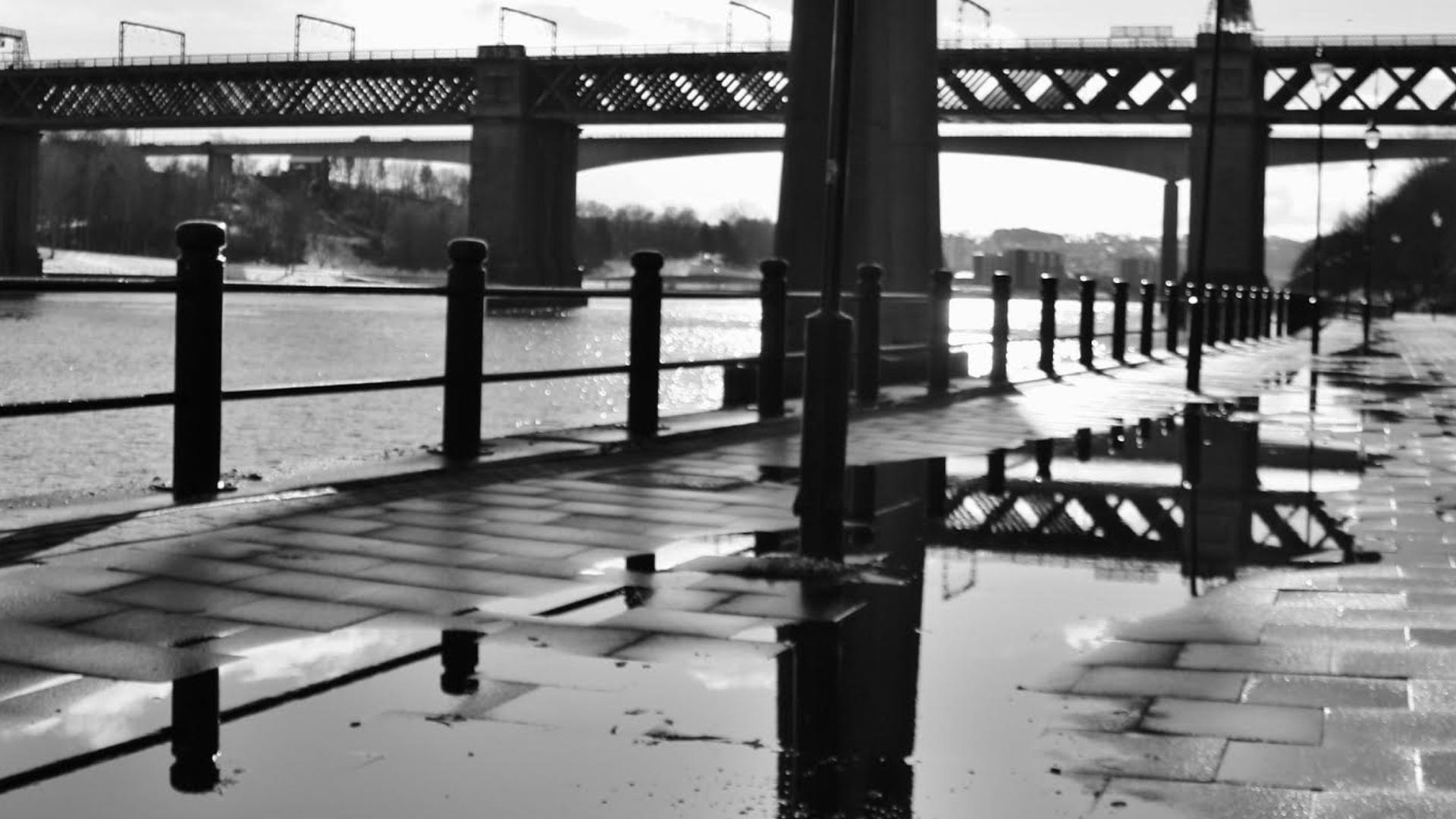 COVID 19 Dreaming Toon Traveller gives a sunless Sunday on the Tyne both barrels